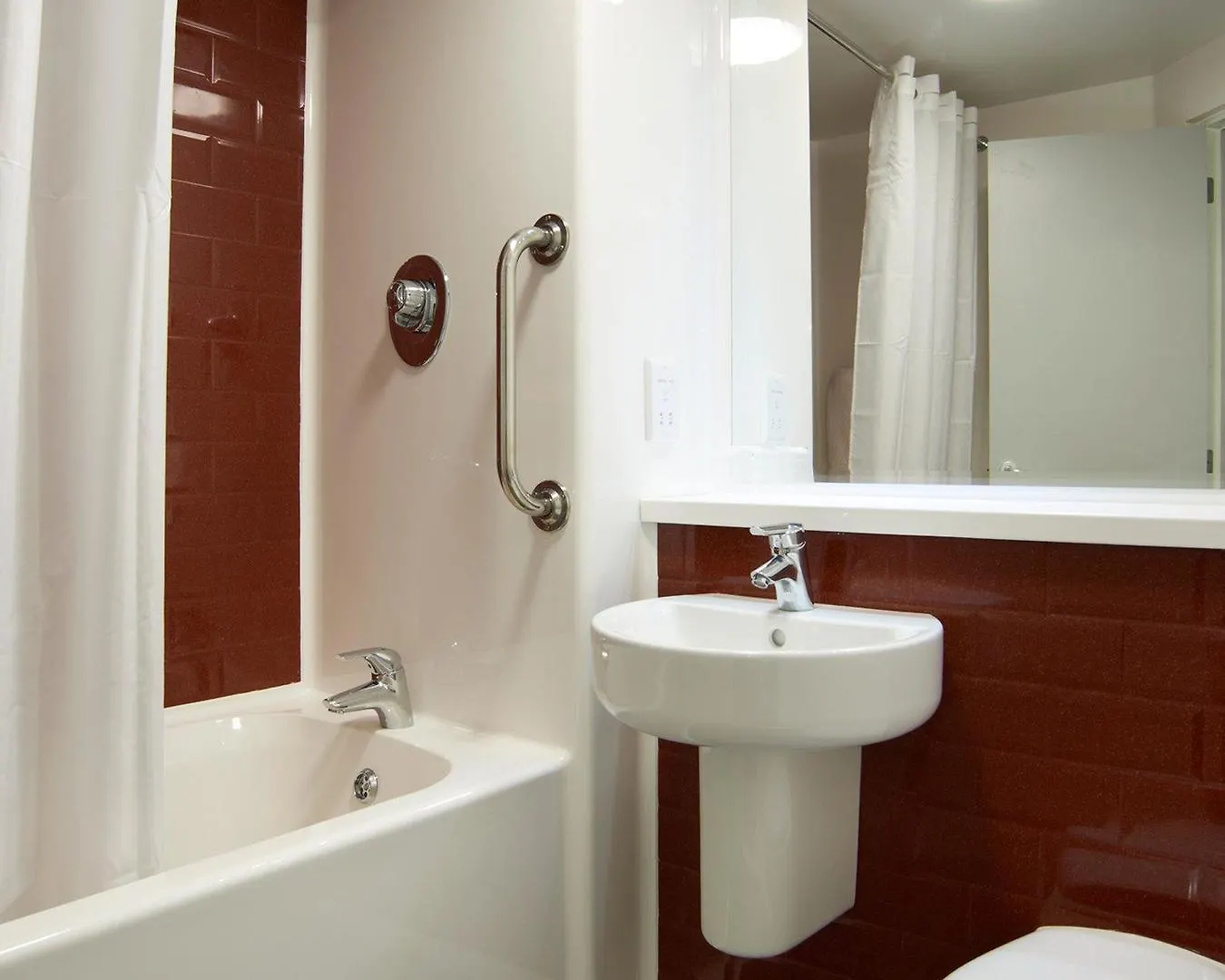Travelodge Edinburgh Central Princes Street Birleşik Krallık